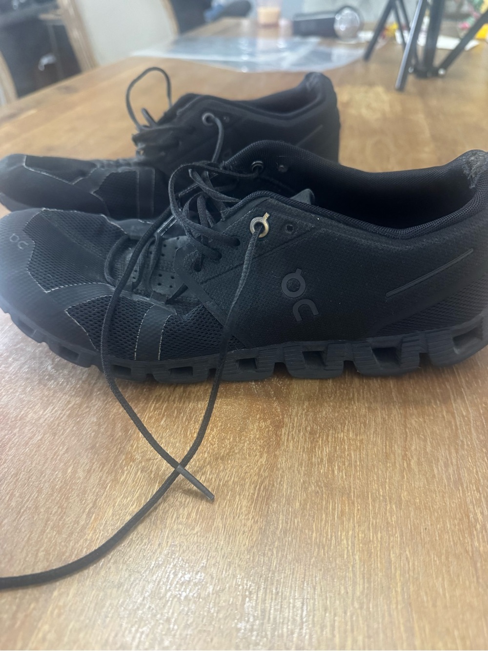 On Running Women’s Athletic Shoes - Black